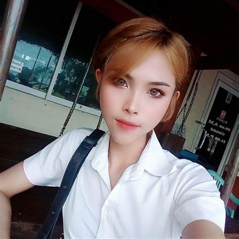 itim ladyboy|Walking Down The Beach And Ass Toying With Ladyboy Itim.